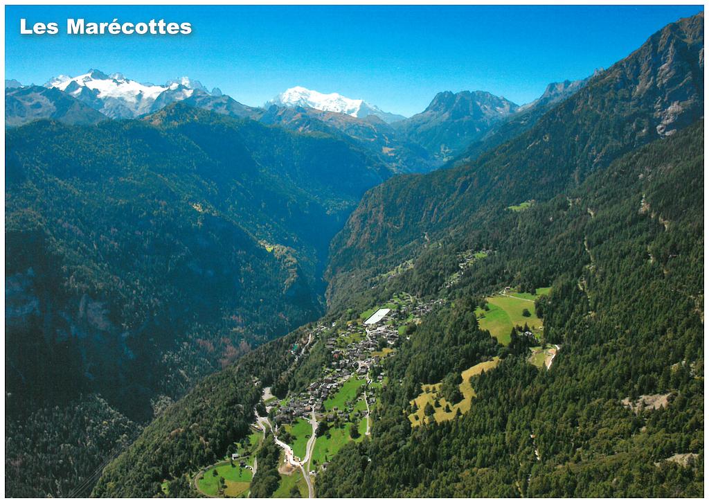 Postcards28586 Les Marécottes VS